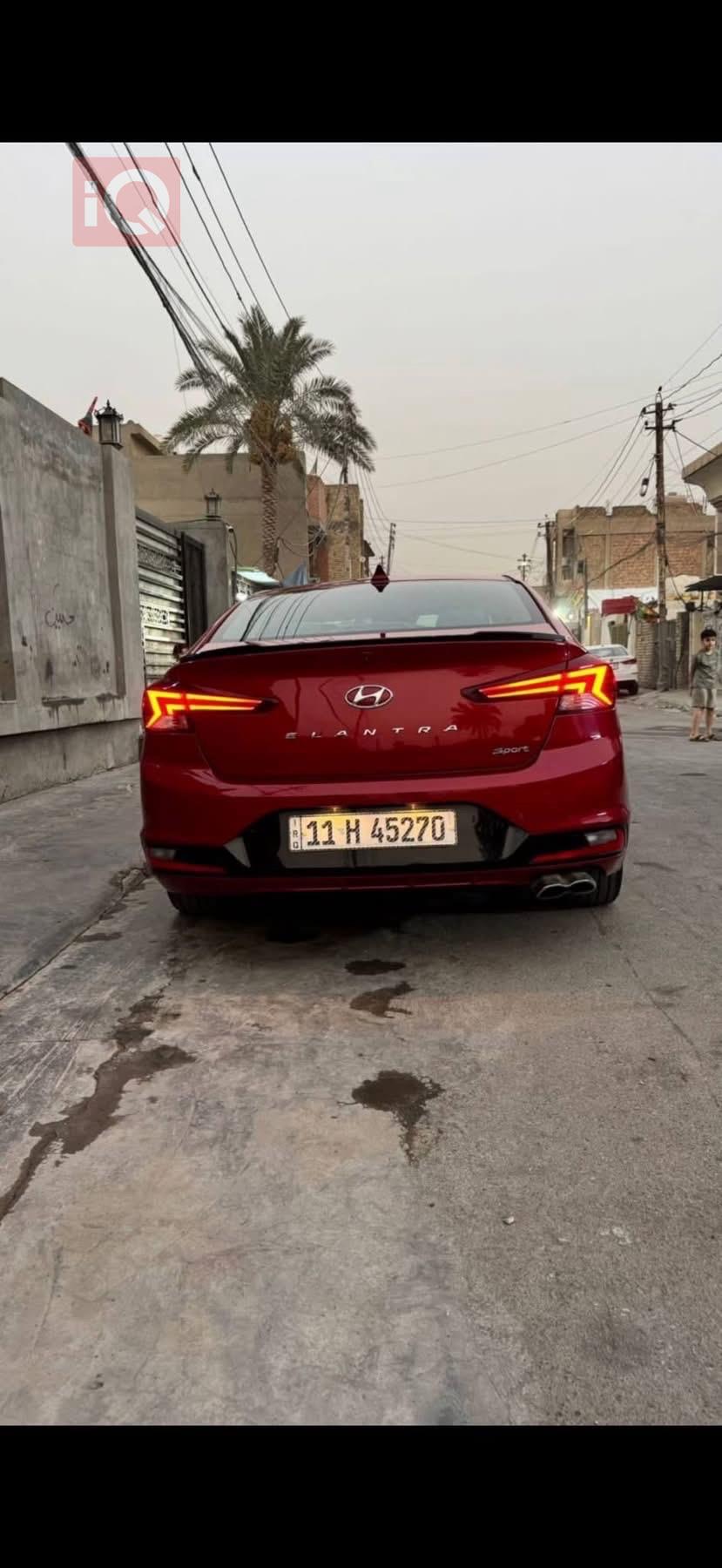 Hyundai Elantra